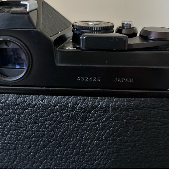 ONE DAY SALE ๐๐๐VINTAGE CHINON SLR CAMERA ๐ท WITH ๐ VIVITAR FLASH EUC FINAL - Picture 8 of 14